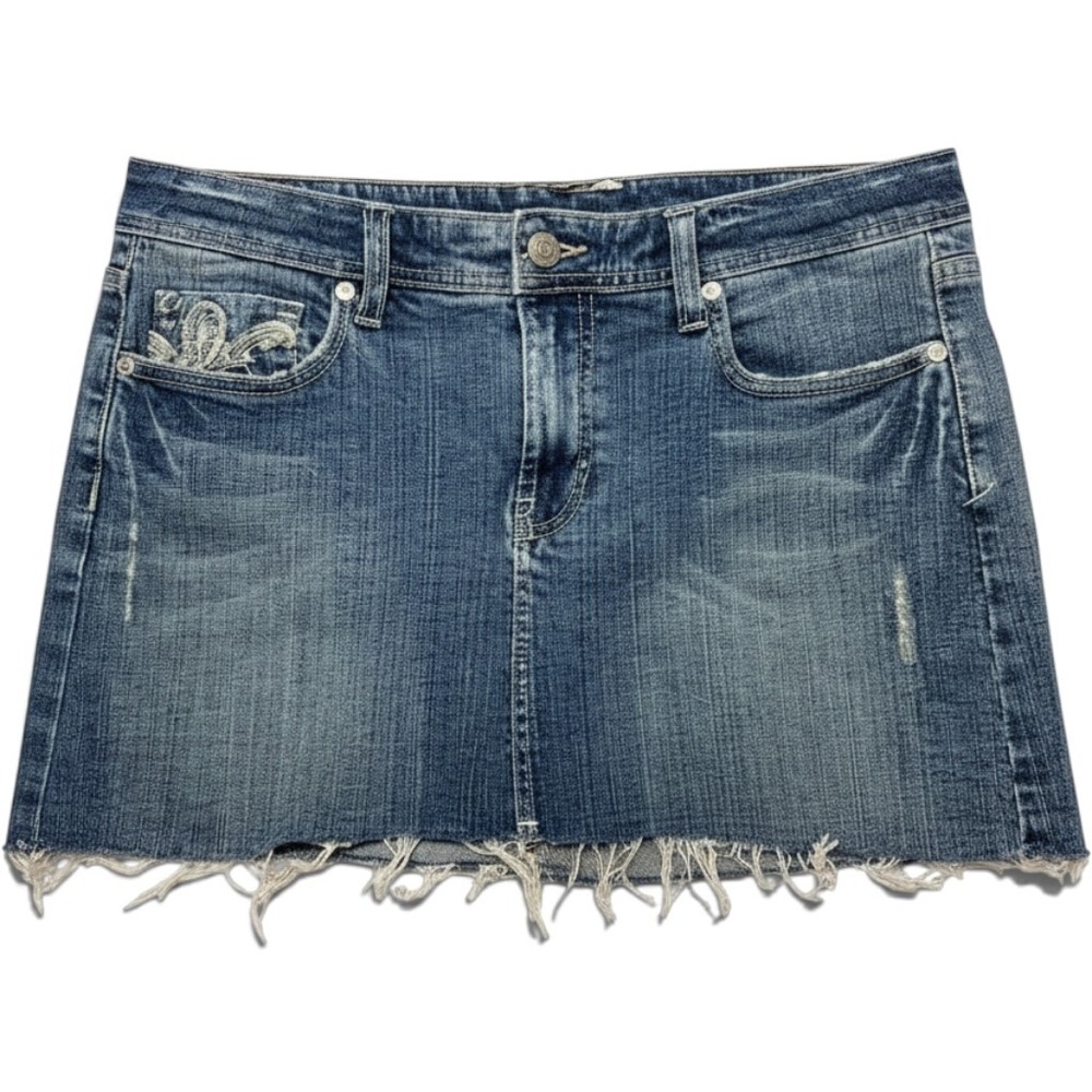 Refuge Women Blue Denim Mini Skirt Size 5 Dark Wash Frayed Hem Embroidered 55080